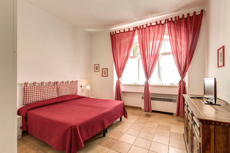 Apollo Apartments Colosseo Roma Exterior foto
